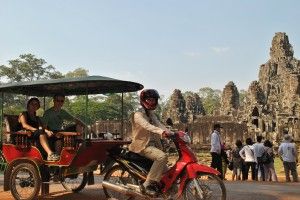Tuk-Tuk Bayon Cambodia tuk-tuk