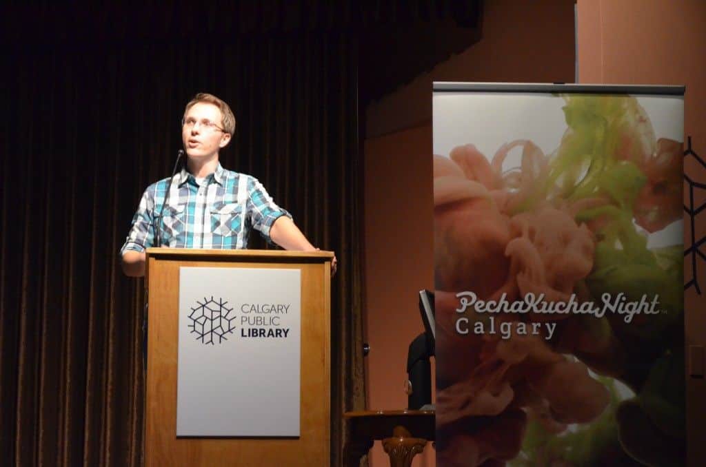 Speaking in front of a crowd pechakucha